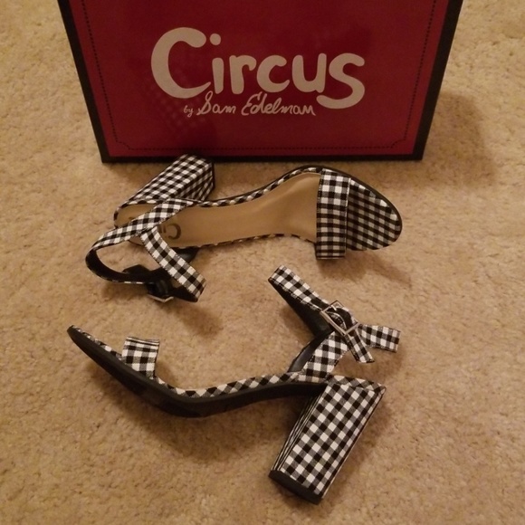 🌟Lowered🌟🖤🆕️Plaid🖤 - Picture 3 of 7